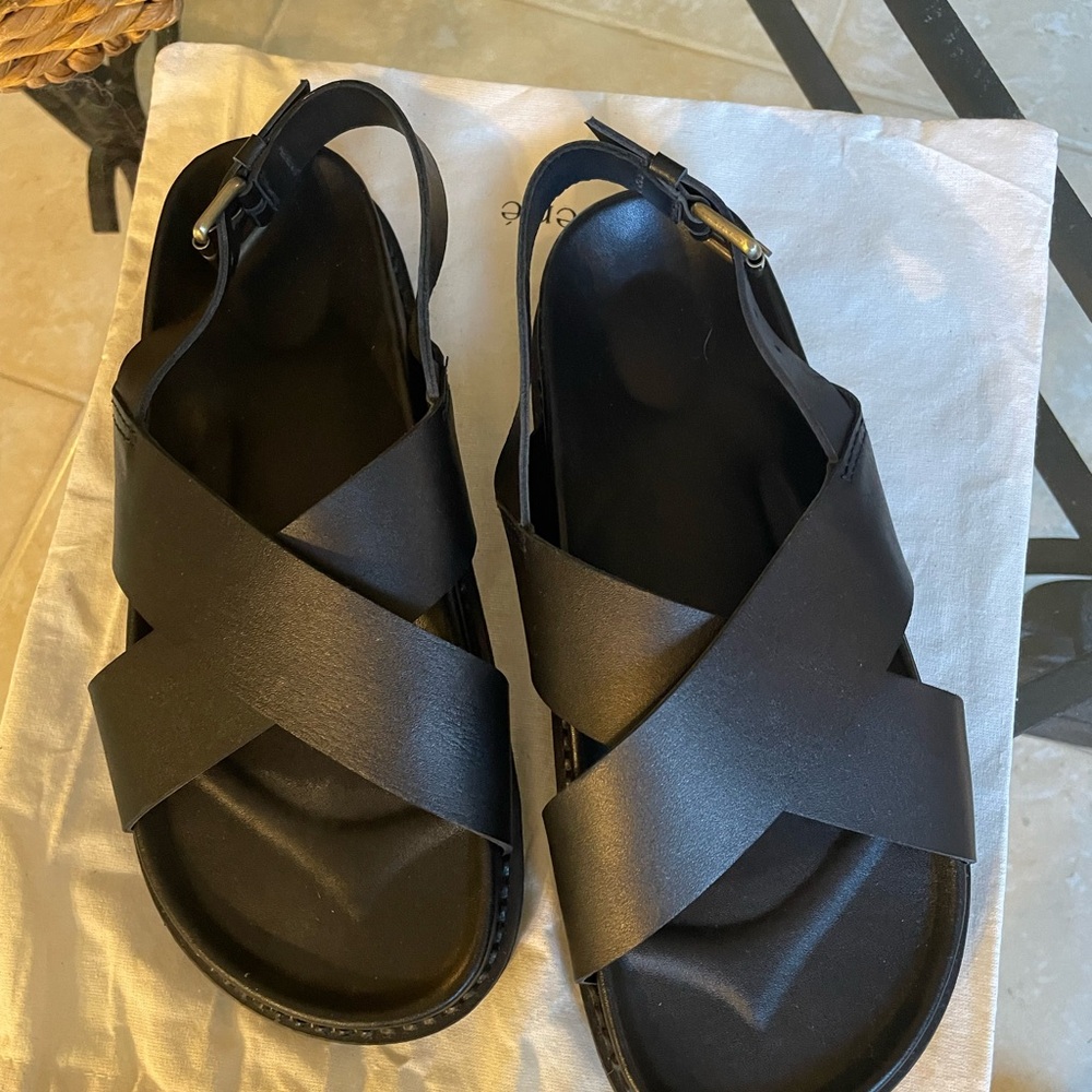 Leather sandals